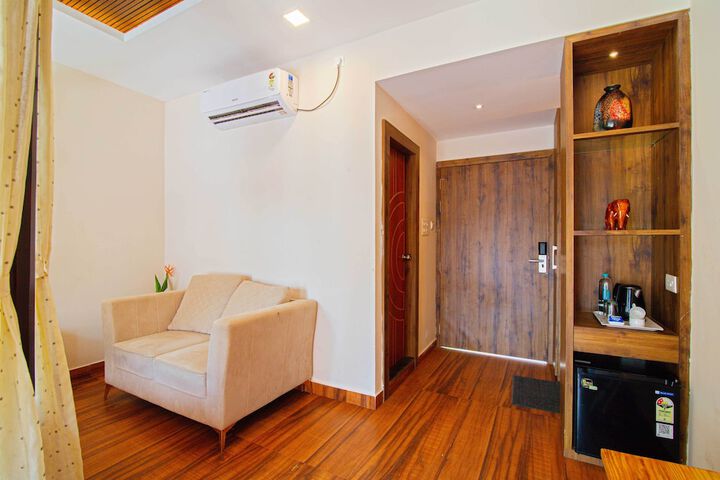 Room 27 of 70