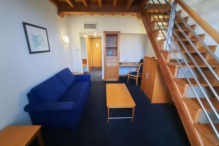 Room 35 of 92