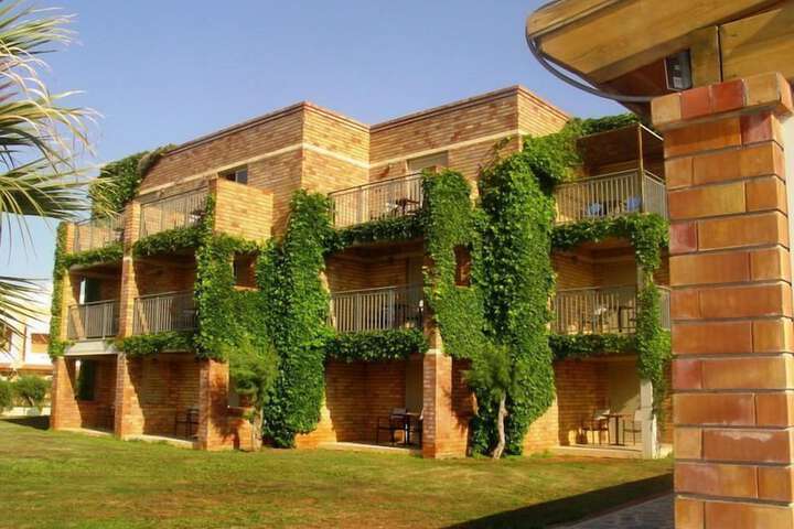 Hotel 121 of 127