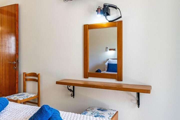 Room 25 of 117