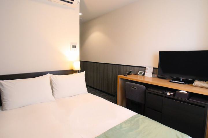 Room 18 of 51