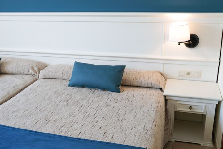 Room 10 of 74