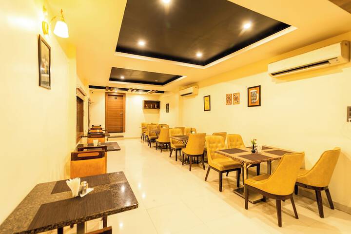 Lounge 62 of 82