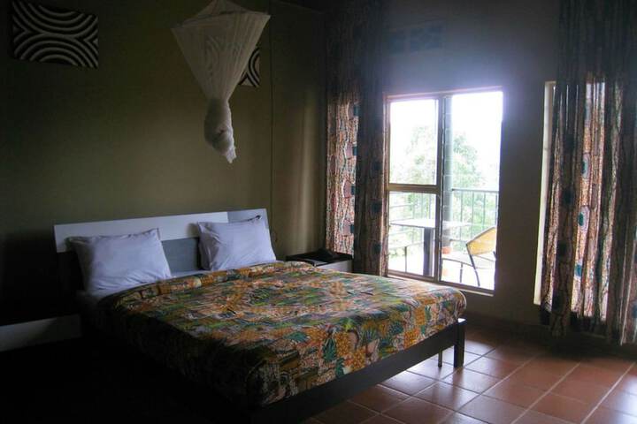 Room 9 of 35