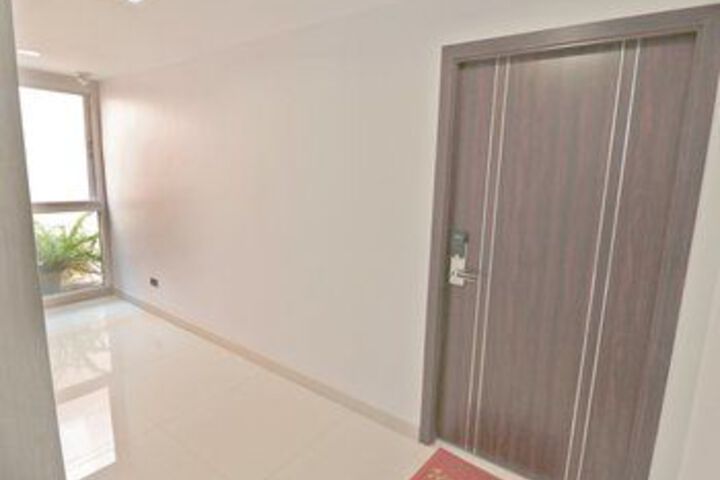 Ballroom/Hall 42 of 57
