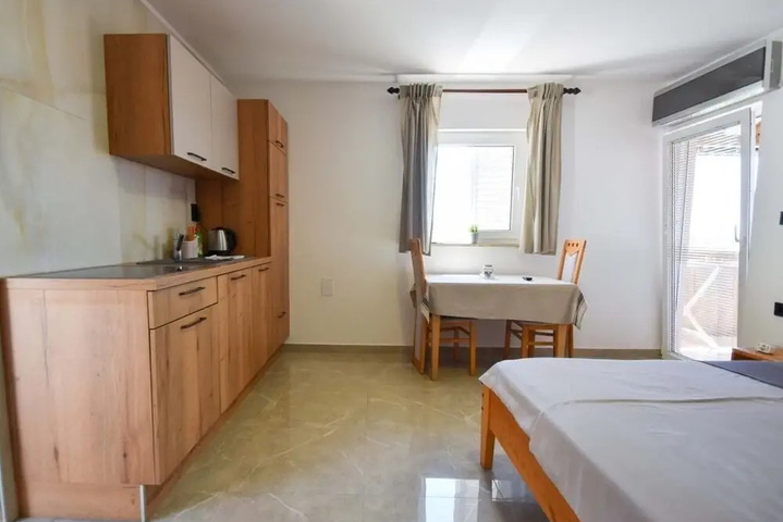 Room 3 of 12
