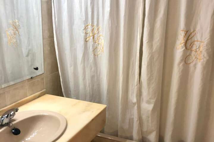 Room 16 of 31