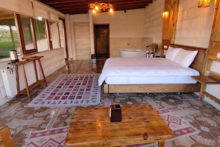 Room 17 of 78