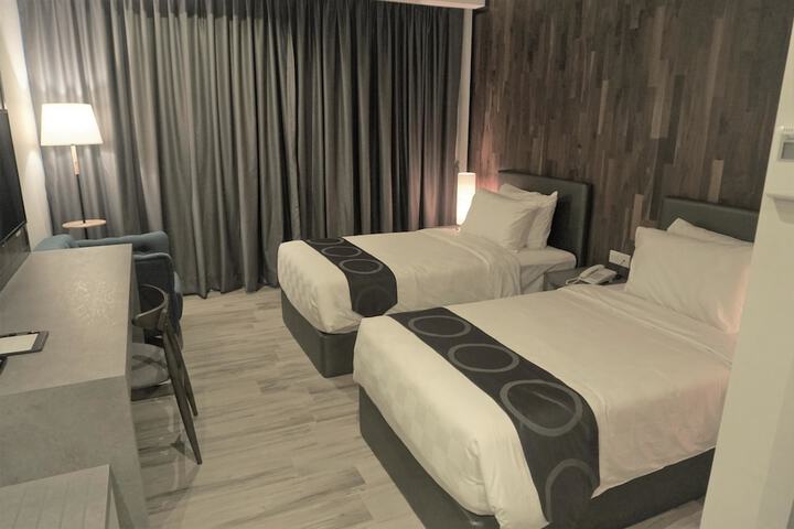 Room 19 of 52