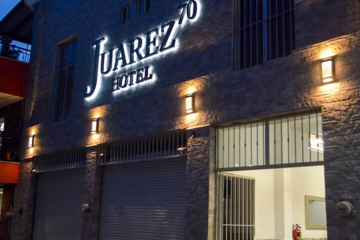 Hotel Juarez 70