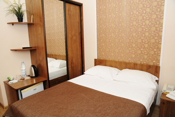 Room 22 of 60