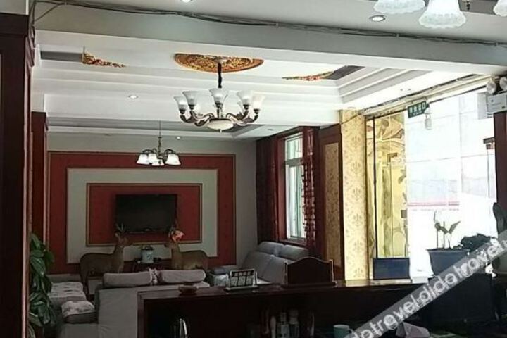 Hotel Interior 5 of 12