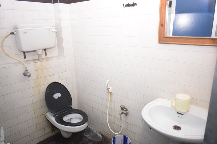 Room 15 of 20
