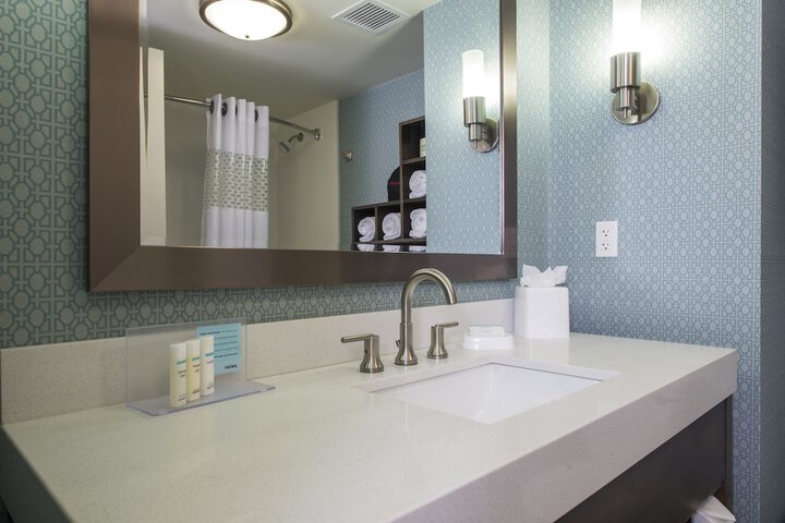 Bathroom amenities
