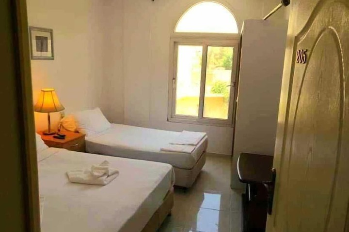Room 16 of 26