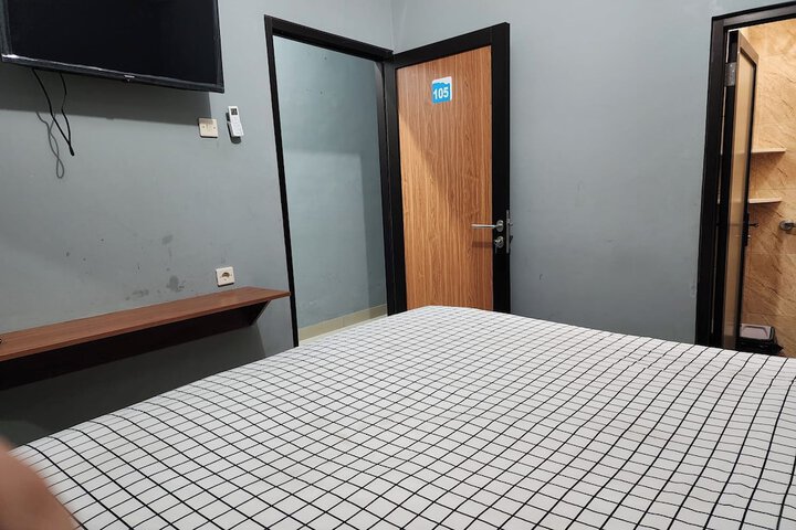 Room 9 of 59