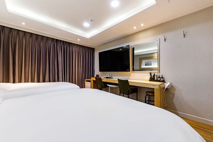 Room 39 of 67