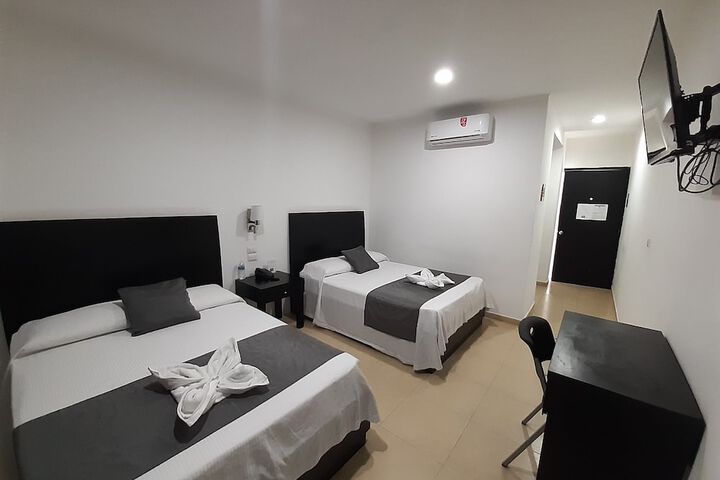 Room 15 of 36