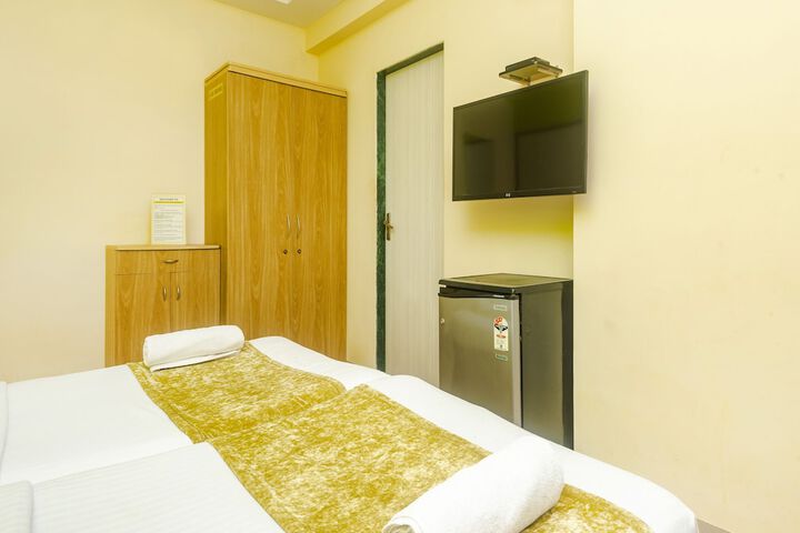 Room 20 of 102