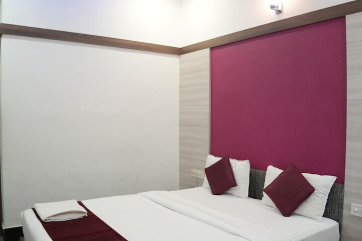 Room 65 of 132
