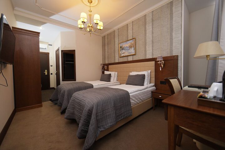 Room 22 of 89