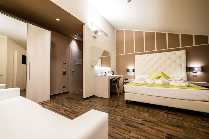 Room 49 of 94