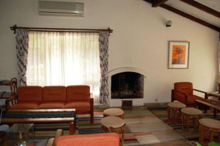 Room 16 of 27