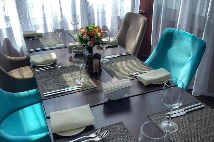 Dining 42 of 56