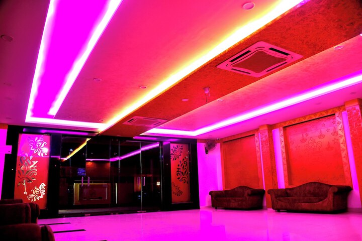 Exterior of Aashika Park & Resort