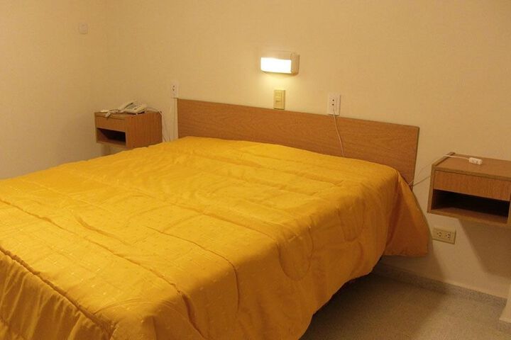 Room 16 of 54