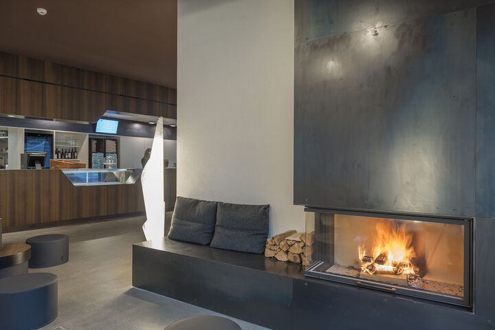 Lobby Entry