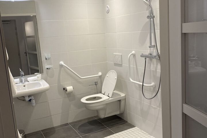 Clean Restrooms