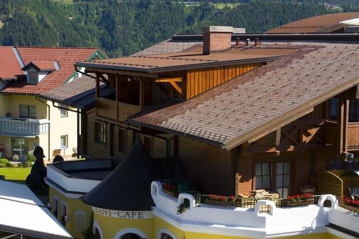 Hotel 70 of 73