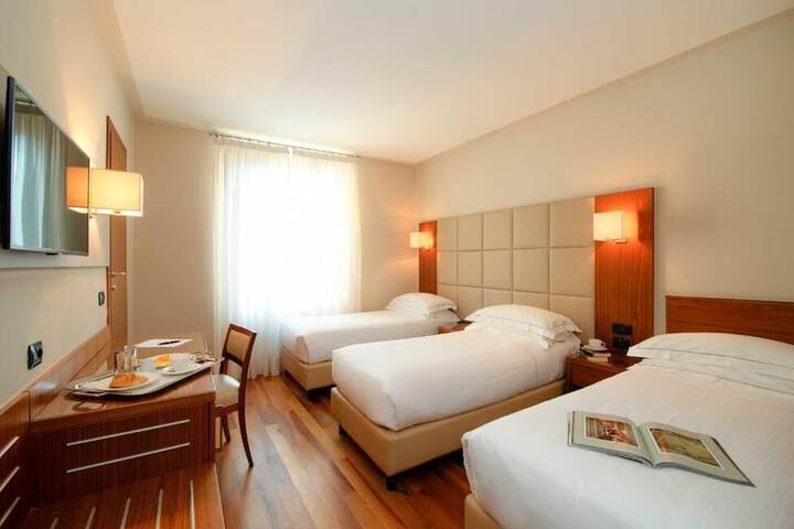 Room 34 of 50