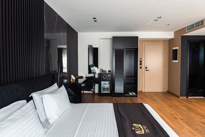 Room 68 of 123