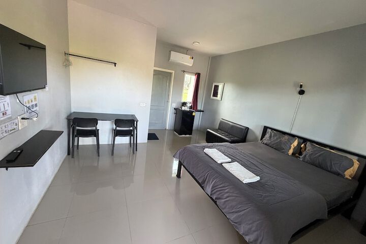 Room 18 of 73