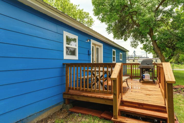 Teton Valley Getaway: Fenced Yard Grill