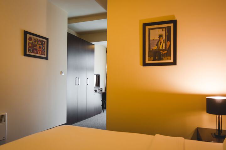 Room 8 of 53