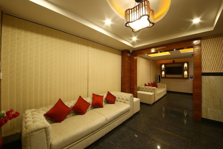 Hotel Interior 5 of 38