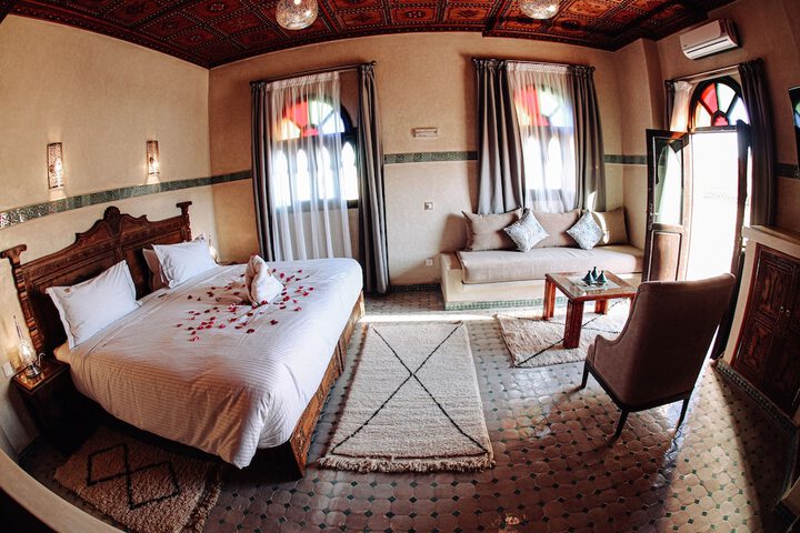 Room 6 of 27