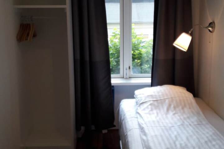 Room 44 of 56