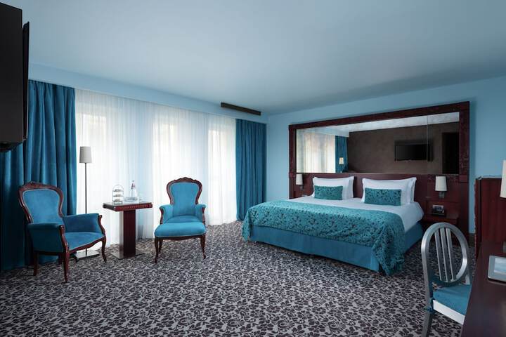 Room 30 of 123