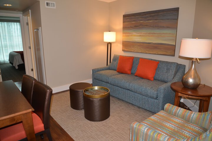 Room 14 of 36