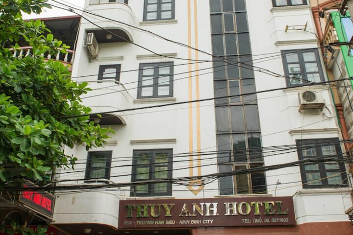 Exterior of Thuy Anh Hotel