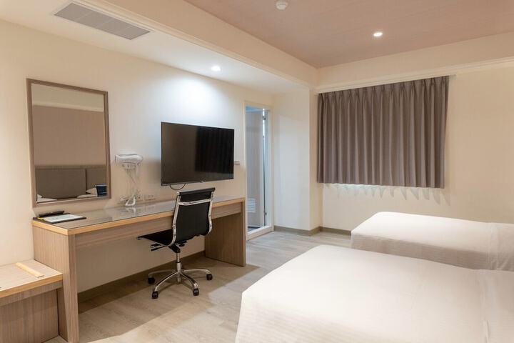 Room 68 of 128