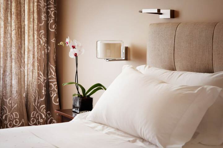 Room 14 of 42