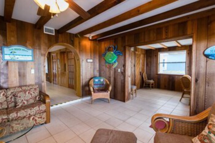 Room 10 of 29