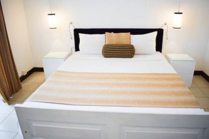 Room 15 of 24