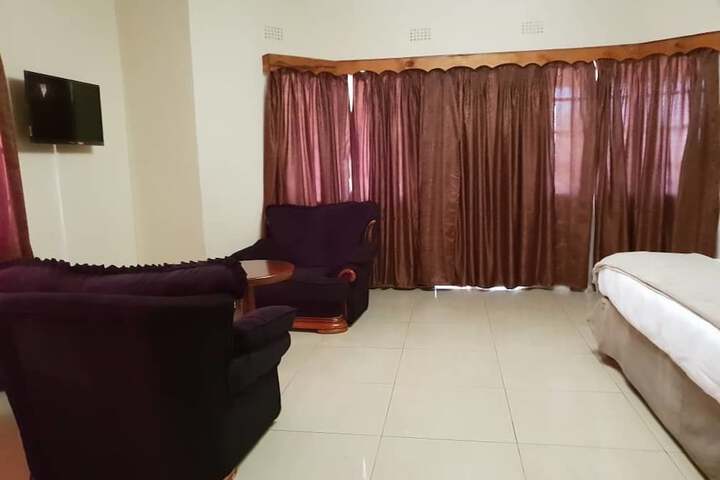 Room 11 of 45