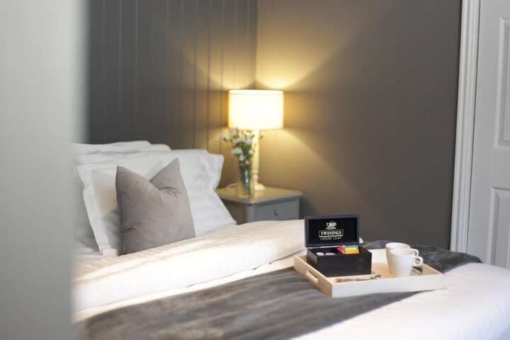 Room 3 of 18